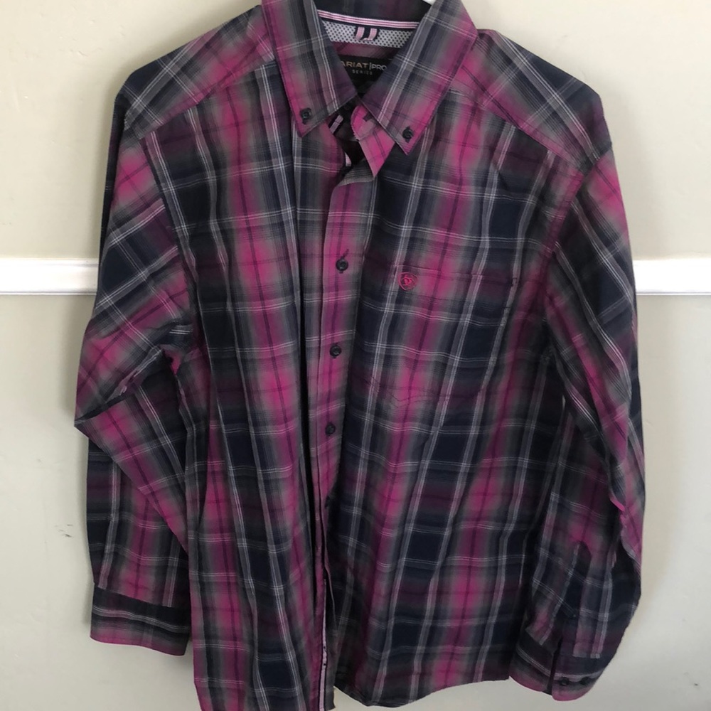 Ariat Size Medium pink, gray, black plaid